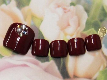 オハナレイ LEALEA FITNESS&SPA 東戸塚店内/ストーンネイル*フット09