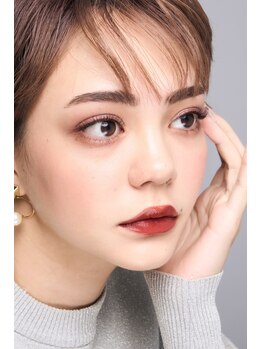 ルーヴル ネイルアンドアイラッシュ 生駒(LOUVRE nail&eyelash)/大人眉＆フラットラッシュ120本