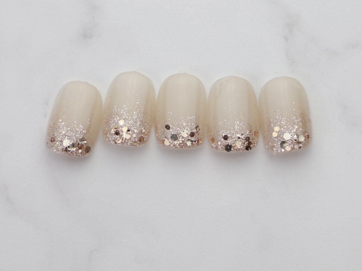 2026年春トレンド】ホワイト ワンカラーのネイルデザイン集｜人気順