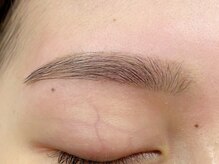 プラスアイ 銀座中央通り店/ナチュラル眉　担当：菅
