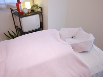 ヨギート(yogate)/リンパ/骨盤矯正/ヘッドスパ小顔