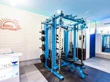 サンズジム 久喜(SUN's GYM)の雰囲気（最新マシンで全身トレーニング！気になる部位を引き締めます！）