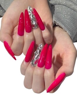 グローネイルズ(Glow Nails)の写真/スカルプが得意なサロンで、あなたの手元を美しく変身させませんか♪魅力的な手元を手に入れましょう☆