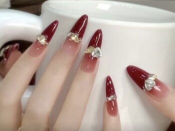 ミュウミュウ(miumiu)/ 爪に優しい美フォルムサロン