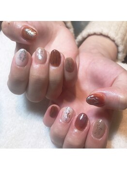 ジェイノヴァール(Jnovart)/