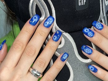 ハチイチイチサン(8113)/エアブラシ風 ネイル