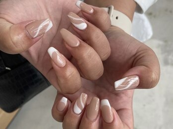 ウシワカマル エムティードット 富士宮店(USHIWAKAMARU MT.)/フレンチネイル