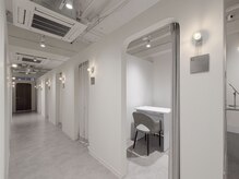 リブレスタジオ(LYBRE Studio)の雰囲気（ご到着後は受付iPadでDEICYを呼出し、ベンチでお待ちください＊）
