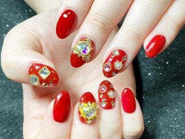 宝石ネイル