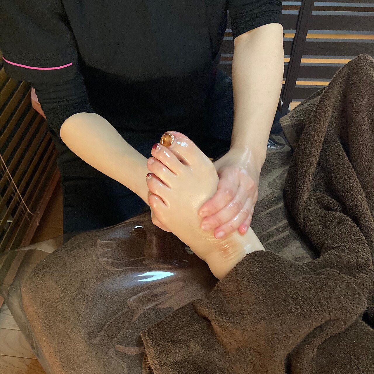 【当店人気No.1メニュー★】全身もみほぐし60分＋足ツボ30分　　\3,960