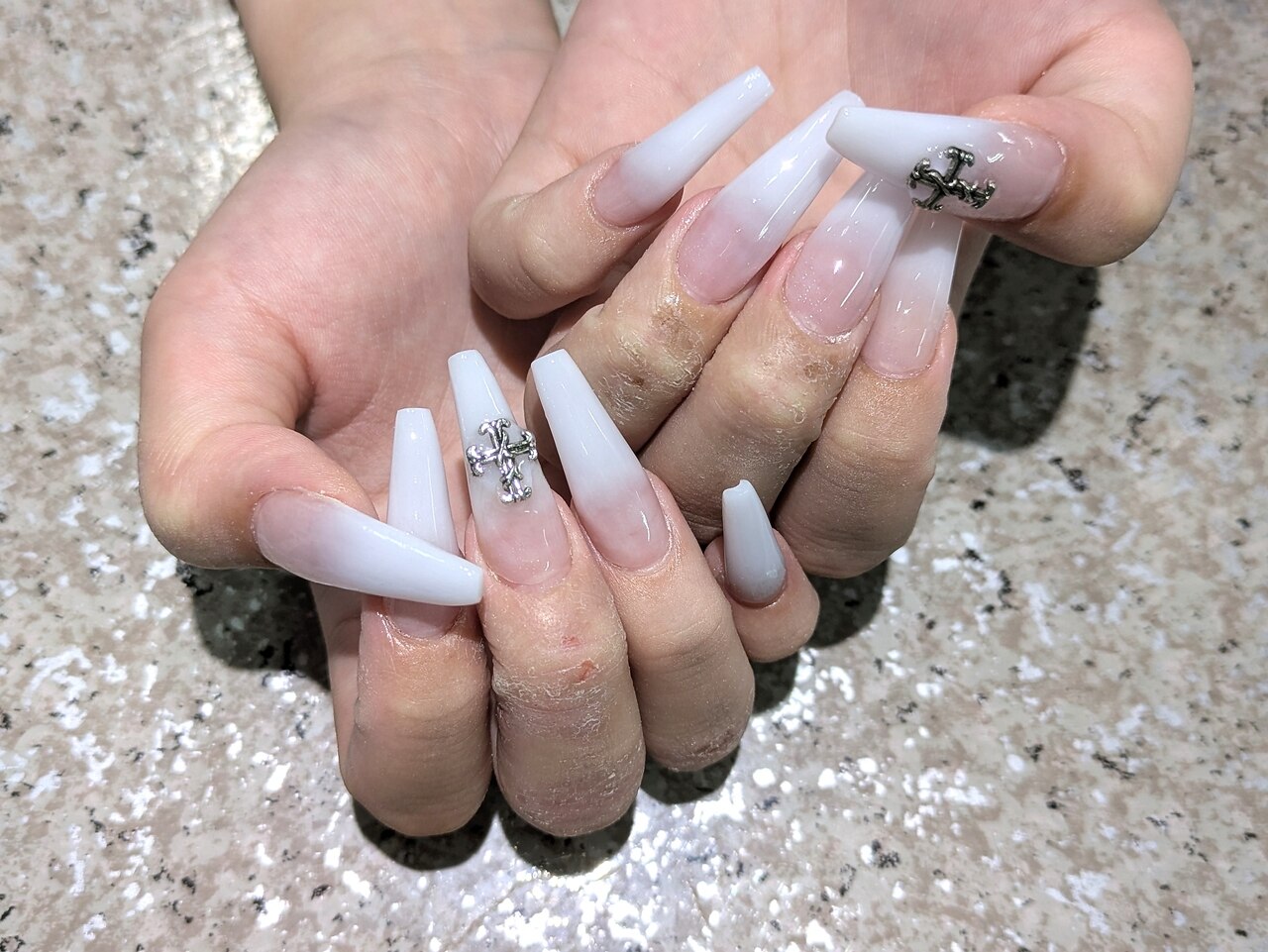 スカルプ】定額グラデ：PG012365952｜ネイルサロン グレイス(Grace)の