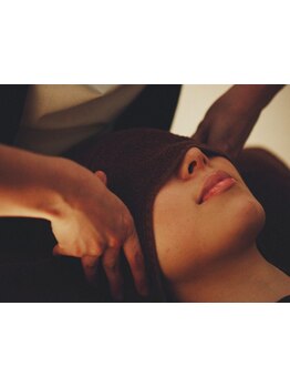 ヘッドスパで癒されたい