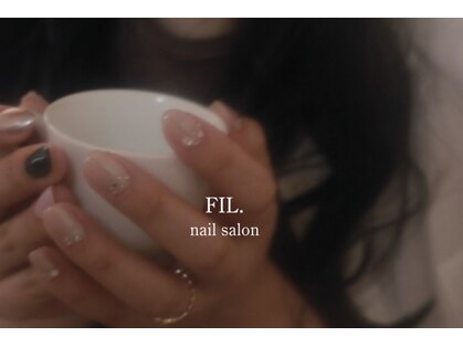フィル(FIL.)の写真