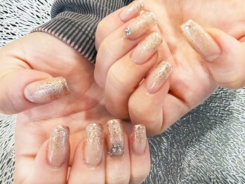 グラマラス 白金台店(glamourous produced by Noble)/アクセントネイル