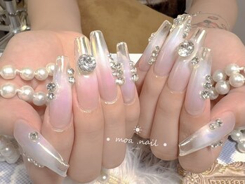 モアネイル 新宿/ワンホンネイル/白チーク/新宿