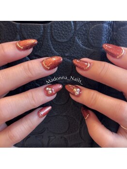 マドンナ ネイル(Madonna Nails)/
