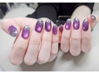 ビュービー ネイル(Beaubie Nail)/マグネット+キラキラグラデー