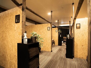 ゆるる 北野駅前店/落ち着いた雰囲気のサロンです