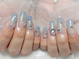 グラデーション　ワンホンネイル