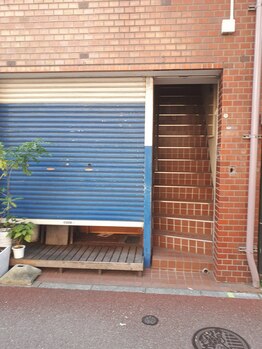 ハルリ(Haruri)/サロンの入り口です。