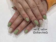 ブランシュ(BLANCHE)/4月定額制ネイル