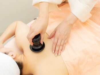 マイラサロン(MAIRA SALON)/人間の疲れは背面に溜まります！