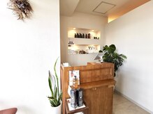 ジェイ(J)/明るく暖かみのある受付