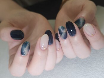 マニル アンド ネトラ(manil & netola)/ネイビータイダイ