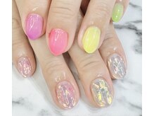 アリイネイルズ(ALII Nails)/オーロラ×ネオンネイル