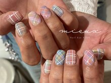 ミュー(mieux)/チェックネイル