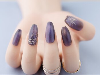 エムスラッシュ センター南(M.SLASH)/花火ネイル