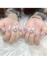 ヒユビューティ(Hiyu Beauty)/淡いピンクにハートくガラス