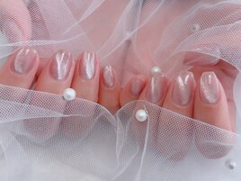 指先に動く輝きマグネットネイル