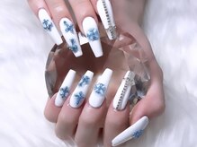 レヴィア(Revia)/クロムネイル