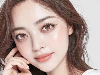 シュピネ バイ アルブル エト シミー(Choupinet by Arbre et chimie)の写真/《アイブロウメニュー導入☆》骨格に合わせてお客様に似合う眉毛をご提案！眉毛を整えて垢抜け感UP♪