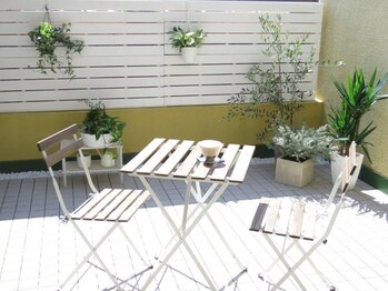 ファブール/明るく開放感のあるサロンです♪