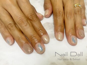 ネイルドール(Nail Doll)/塗りかけブルーネイル