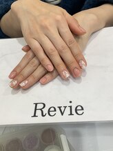 レビー(Revie)/フラワーネイル