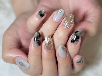 キャッツアイ東京 新宿店(Cat's eye TOKYO)/持ち込みアート