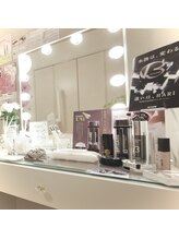 ディアー(Dear)/お着替え、髪セット、メイク直し