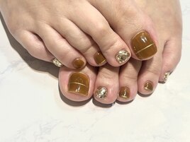 秋色フットネイル