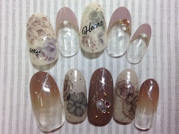 ネイルサロンアンドスクールラグマイア(Luxmaia)/