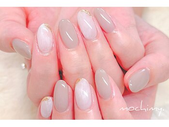 モチミィ(mochimy.)/グレージュとホワイトニュアンス