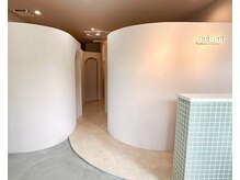 ウィウィ(oui-oui `)の雰囲気（全室個室でプライベートが守られています。）