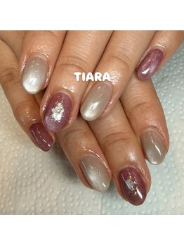 ティアラ(Tiara)/シンプルマグネットネイル