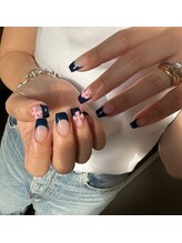 ダブリュー(W.)/フレンチネイル