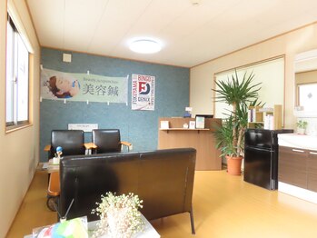 ゆる/受付・待合室