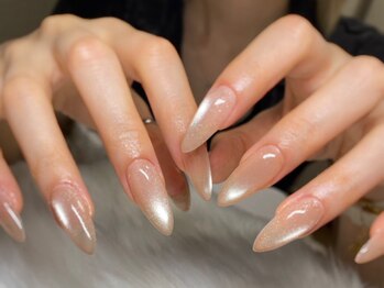 コトネイル(Kotoneil.Y)の写真/【マグネットorフラッシュ¥4000】フィルイン施術&カラー調合OK◎シンプルだけど特別感のある美しい指先へ＊