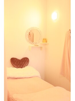 メナードフェイシャルサロン 西宮の沢/静かな個室施術ルーム