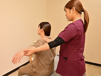 女性専門整体Nekone【肩こり/骨盤矯正】/姿勢改善のお店◎